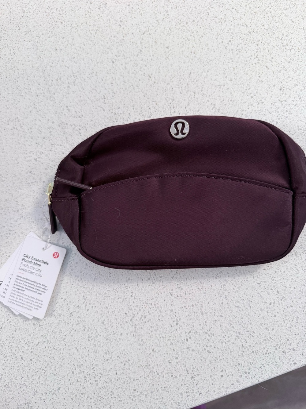 Lululemon City Essential Bag 2L